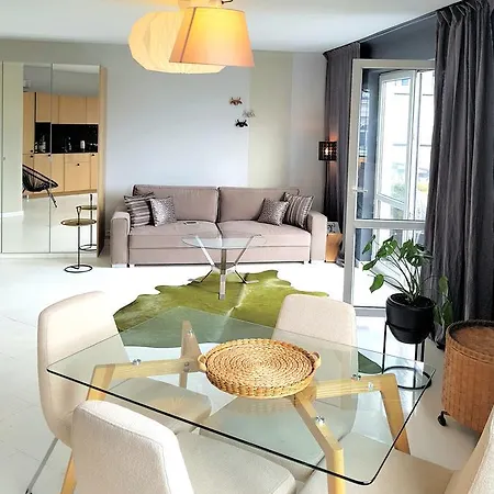 Appartement Roommate Politechnika Lwowska R.a. Varsovie